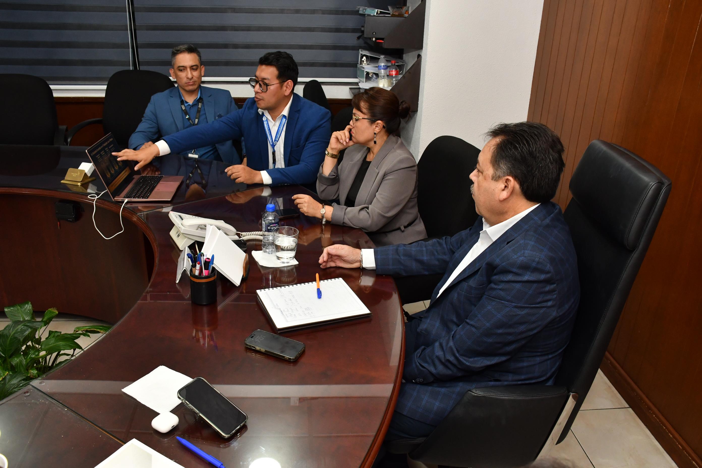  Reunión con compañeros del Hospital General "Dra. Matilde Petra Montoya Lafragua", Tláhuac